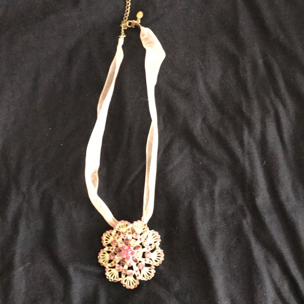 Necklace - Picture 2 of 4